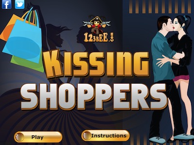 kissing-shoppers